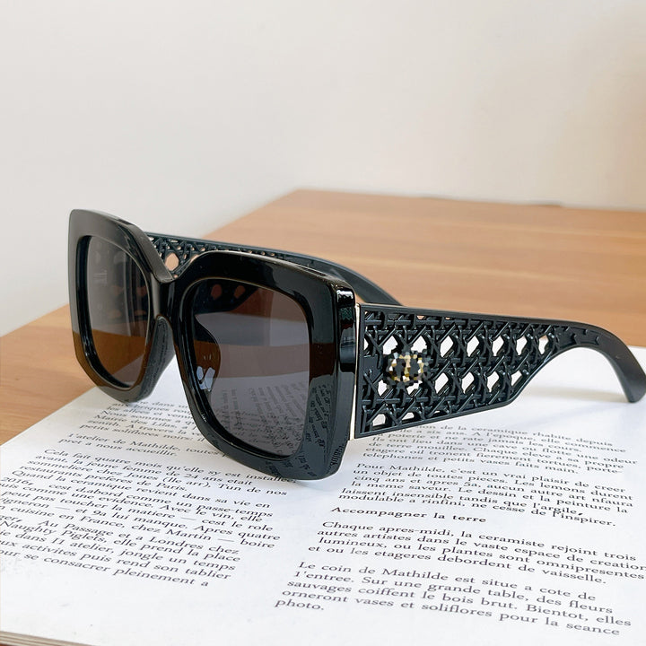 Thalia Shades