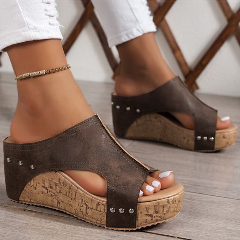 Corvella Rivet Sandals
