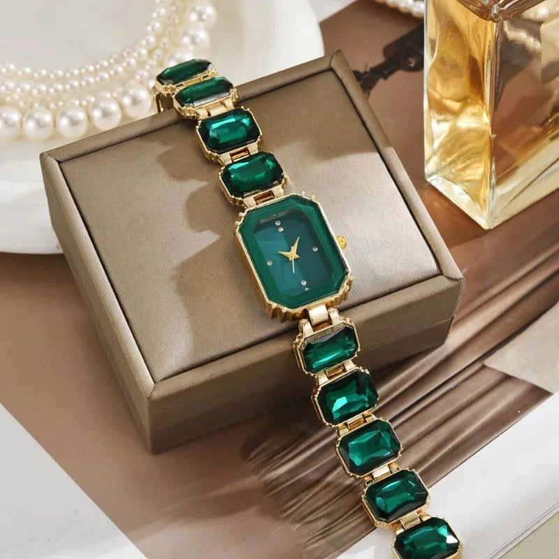 Lunara Watch
