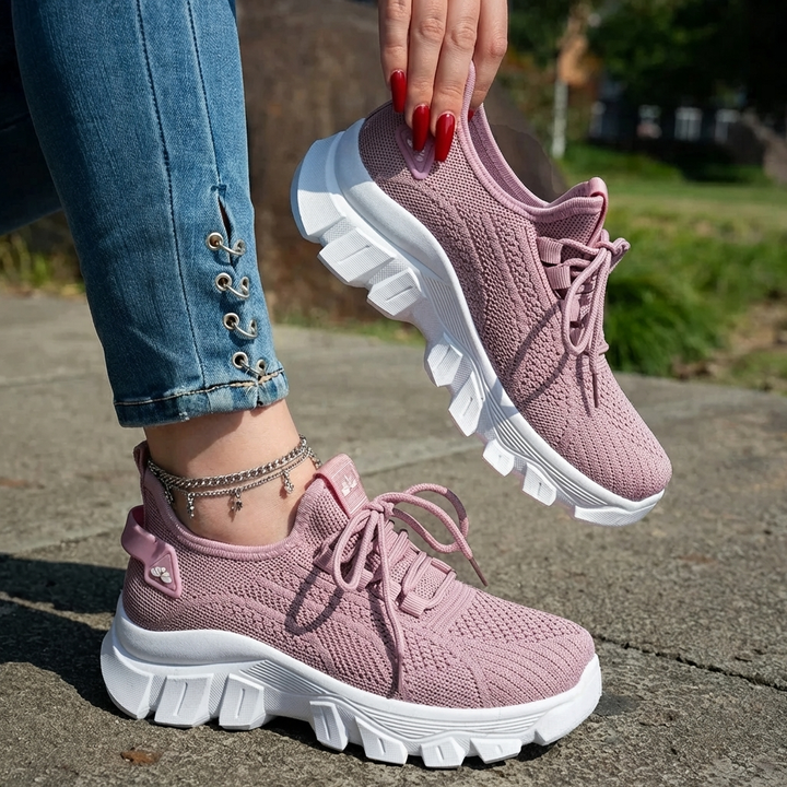 Luna Sneakers