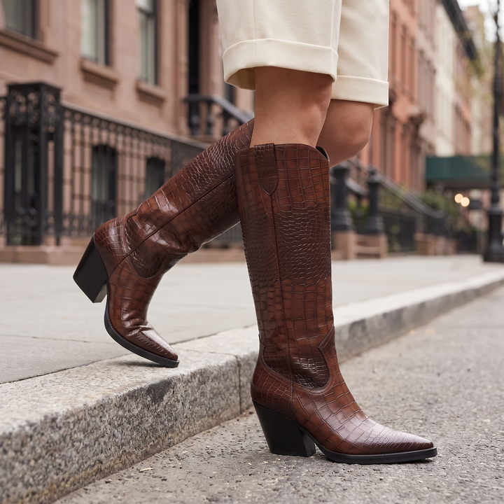 Valeria Boot