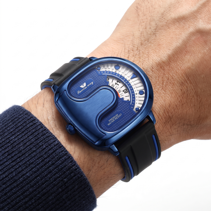 HOLT WATCH